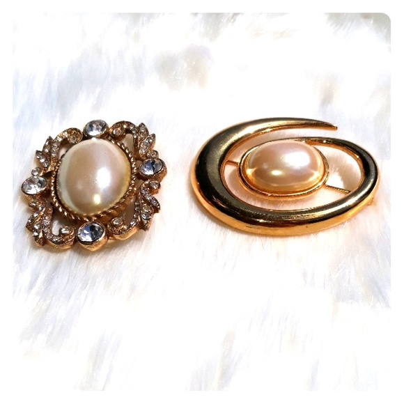 Vintage womens pins Clearance
